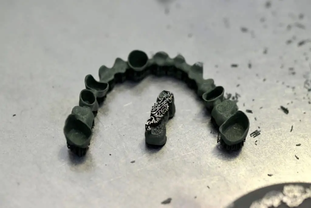 Tooth dental crowns created on 3d printer for metal